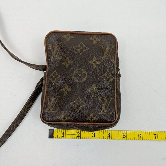 Louis Vuitton Mini Zippered Pouch Case - Picture 10 of 10